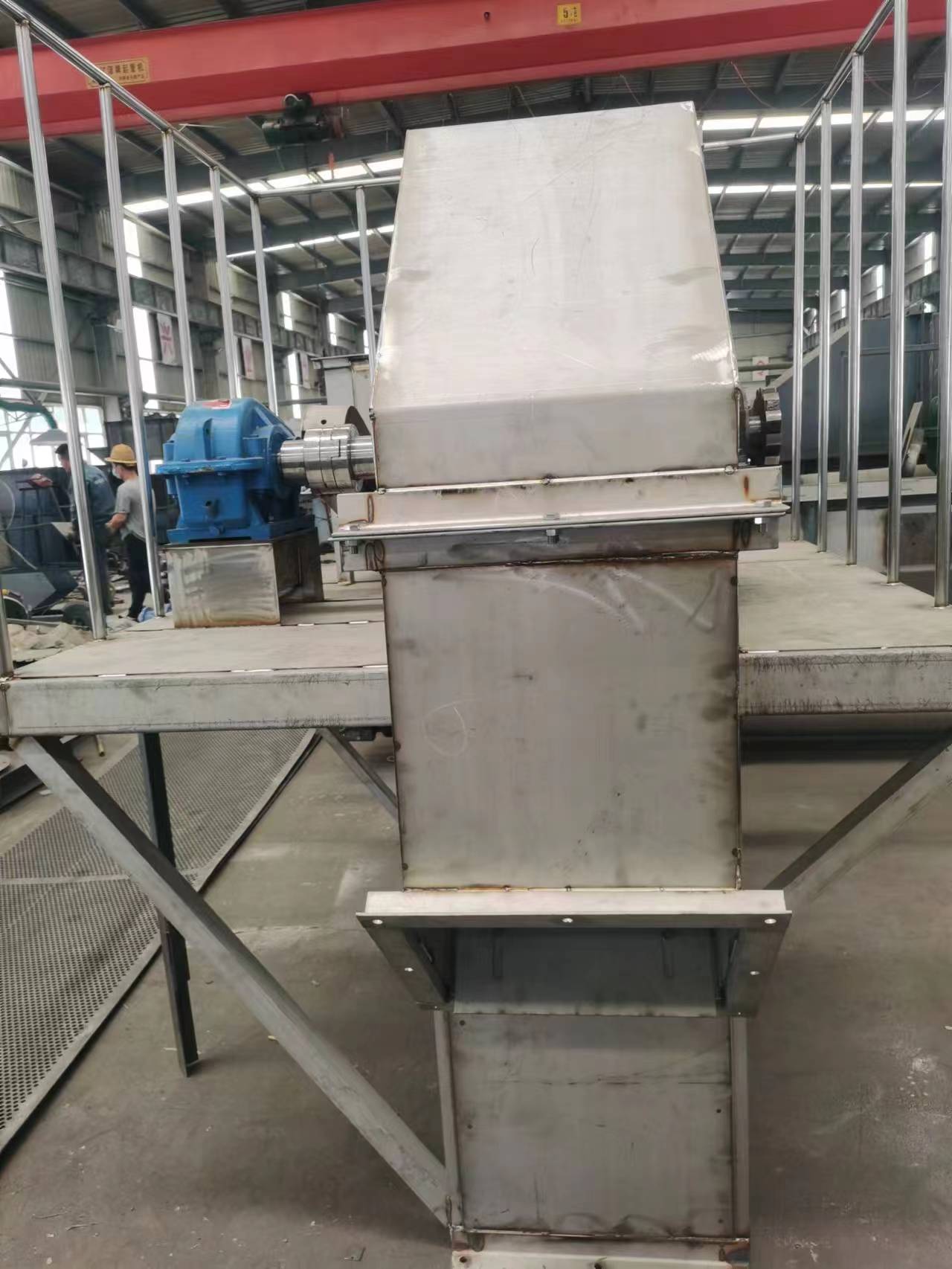 Z型提升機(jī)如何防止鏈條脫齒？ (提升機(jī)使用視頻)